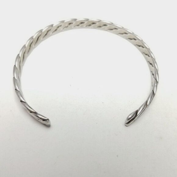 Vintage Silver Tone Cuff Bangle Bracelet, Twist Design, Stacking Unisex Estate - Picture 3 of 5
